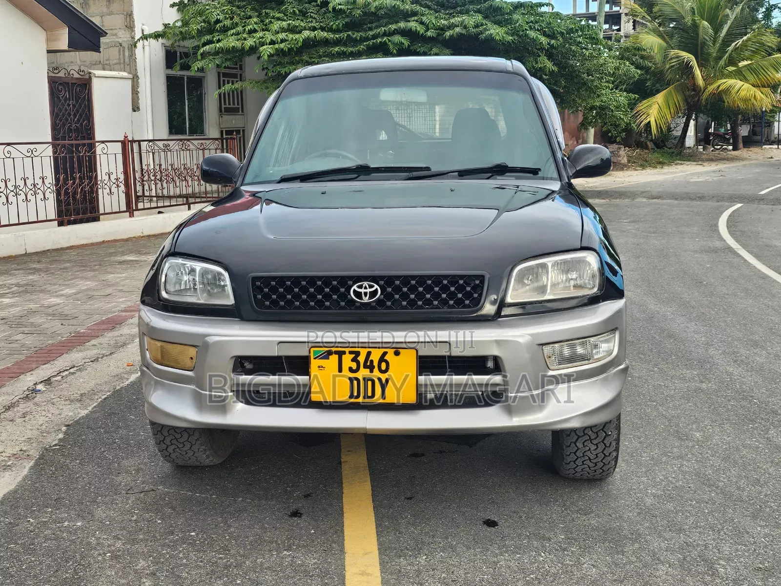 Toyota RAV4 1999 Black