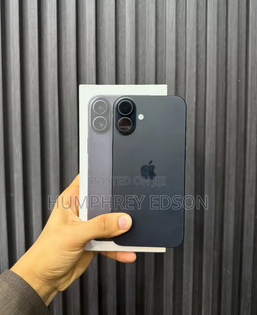 New Apple iPhone 16 128 GB Black