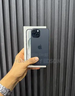 New Apple iPhone 15 128 GB Black