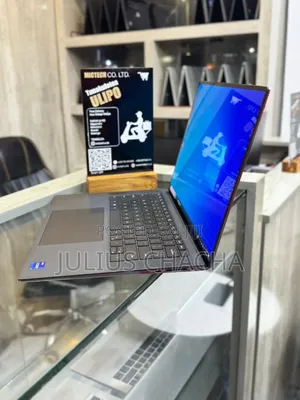 New Laptop Dell Precision 5550 32GB Intel Core I7 SSD 512GB
