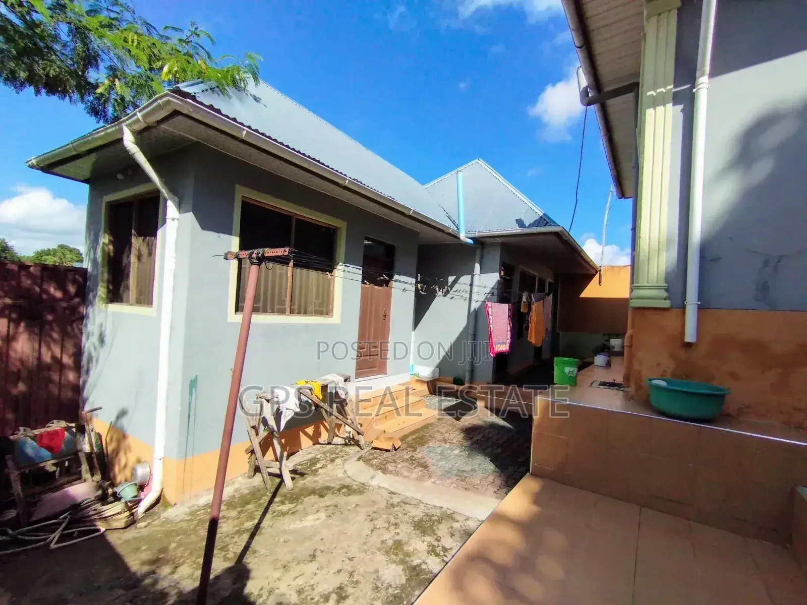 Furnished 6bdrm Apartment in Kitunda Bomba Mbili, Kinondoni for sale