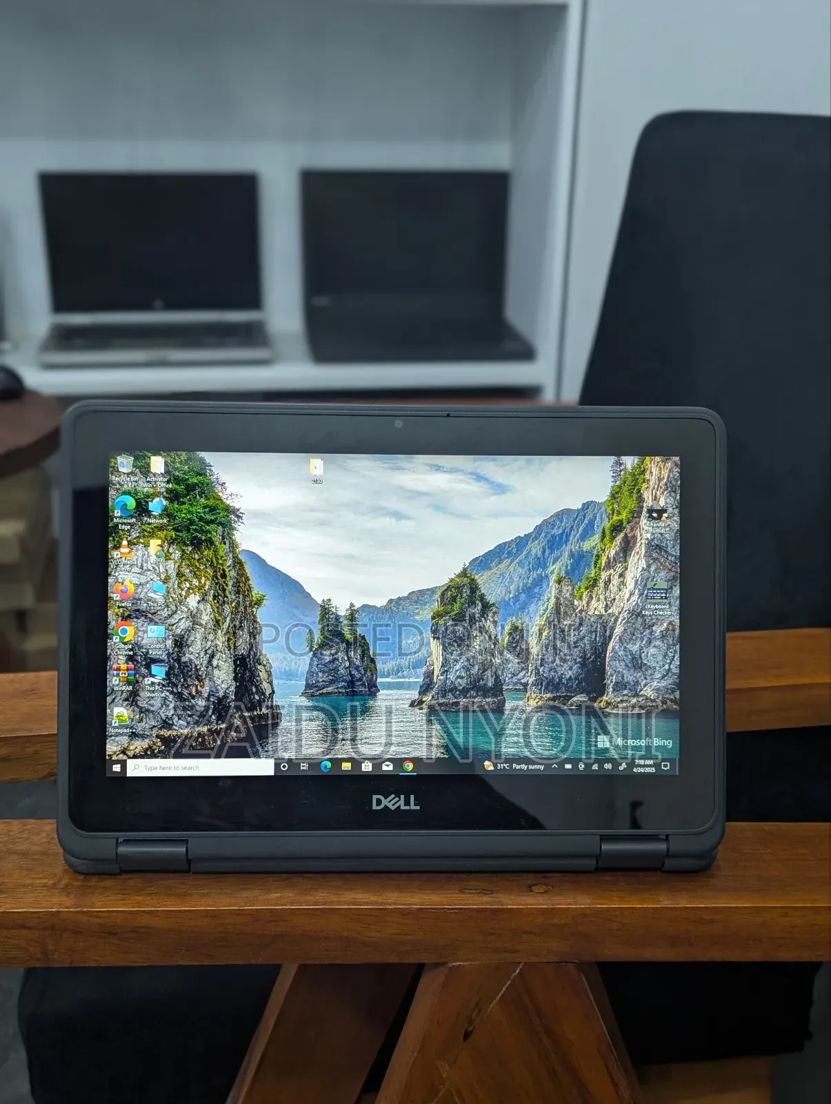 New Laptop Dell Latitude 3189 4GB Intel SSD 128GB
