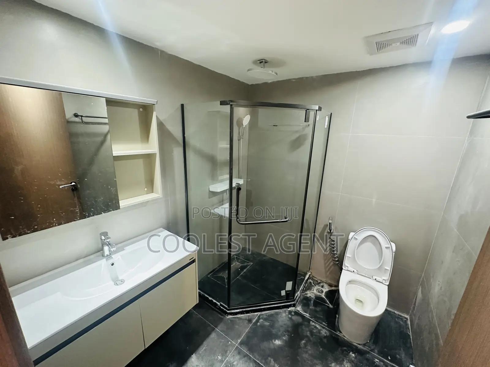 Furnished 1bdrm Duplex in Coolest Estate, Oyster Bay for rent