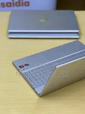 Laptop HP Pavilion 15 16GB AMD Ryzen 5 SSD 512GB