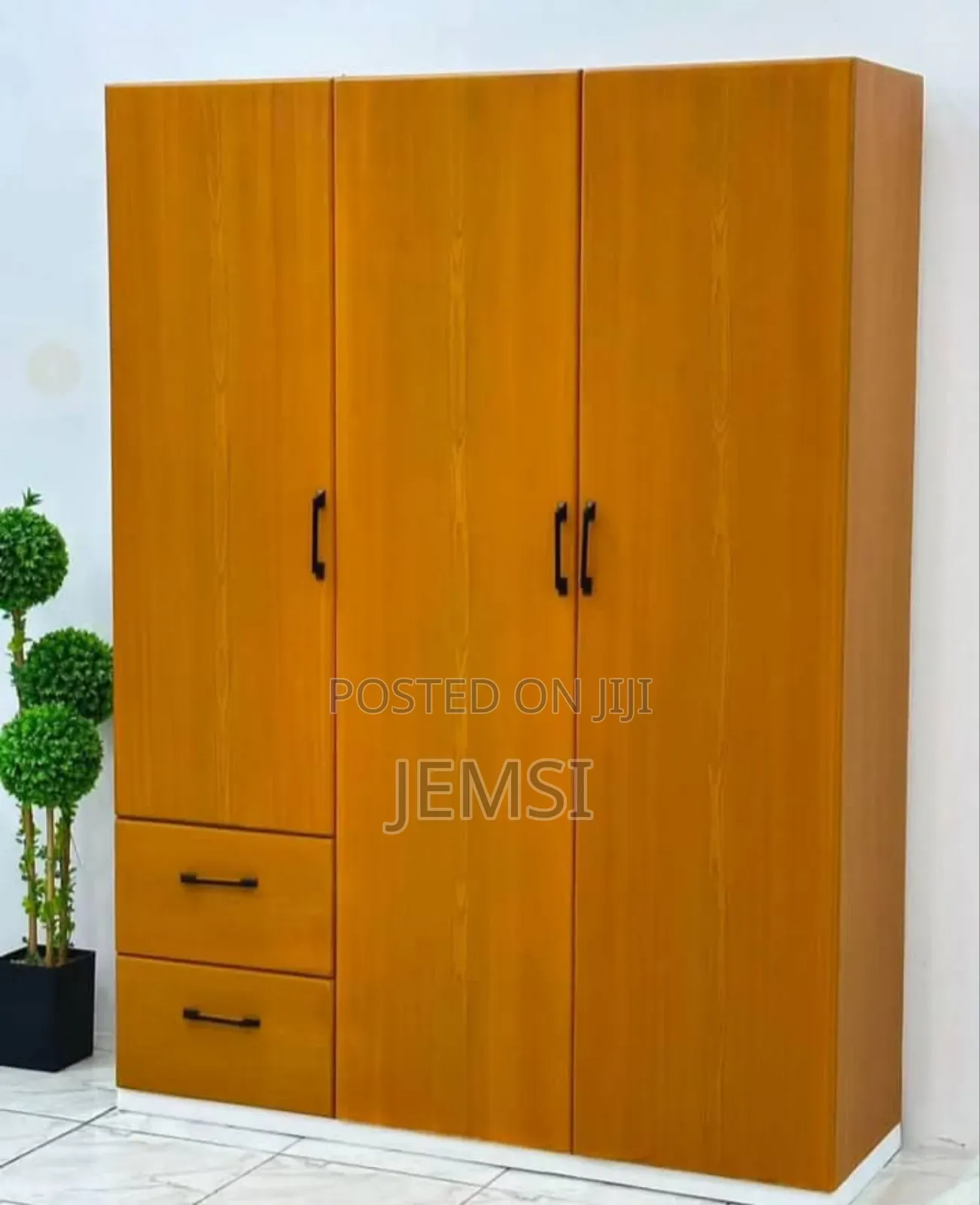 Free Standing Wardrobe Triple Doors