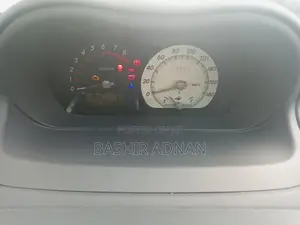Toyota IST 2004 Silver