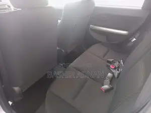 Toyota IST 2004 Silver