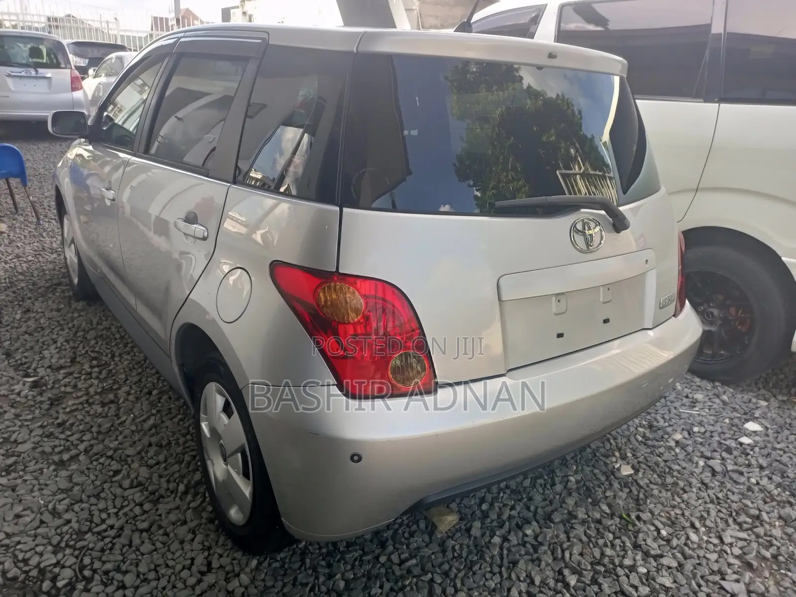 Toyota IST 2004 Silver