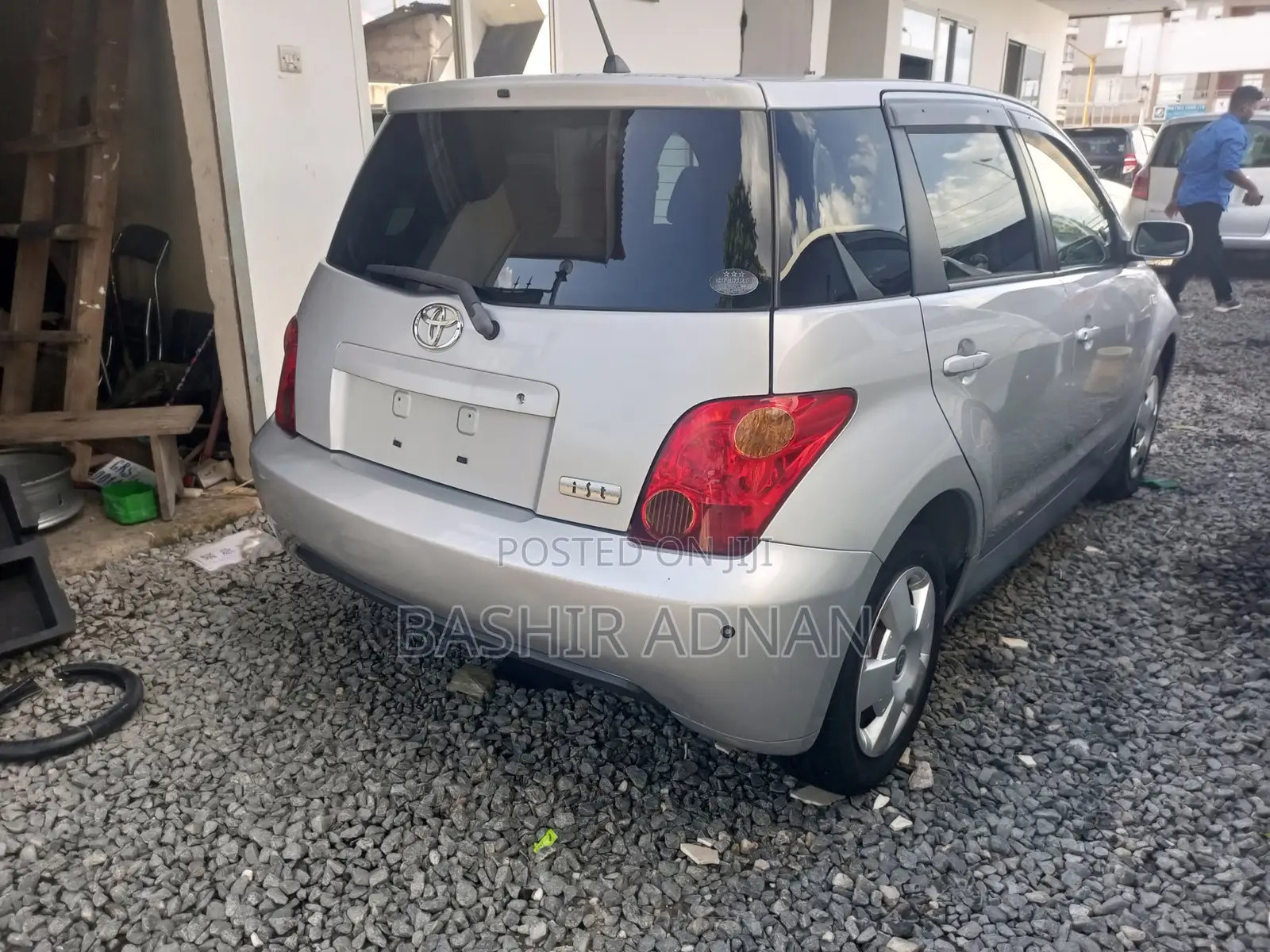 Toyota IST 2004 Silver
