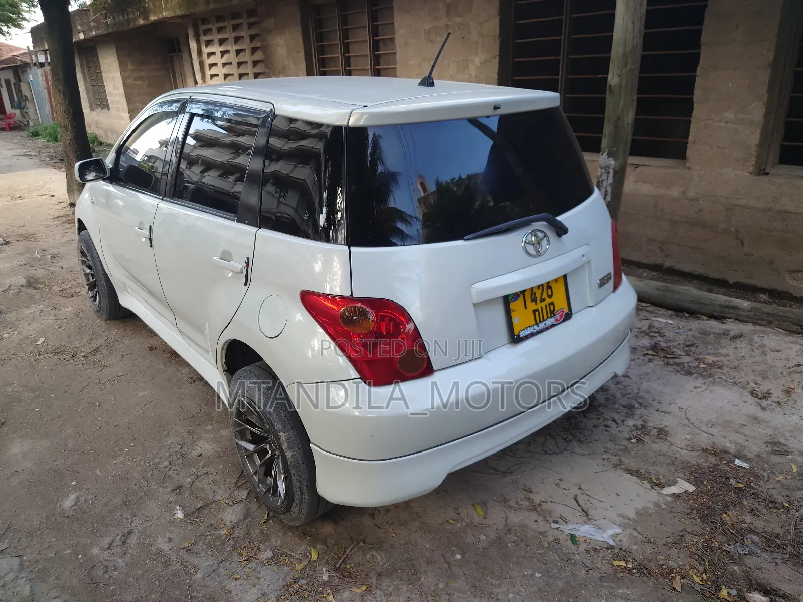 Toyota IST 2004 White