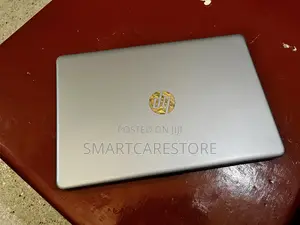 Laptop HP 240 G9 4GB Intel Core I3 HDD+SSD 1T