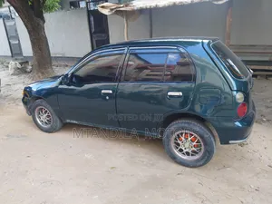 Toyota Starlet 2000 Blue