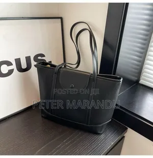 Smart Women's Pochi