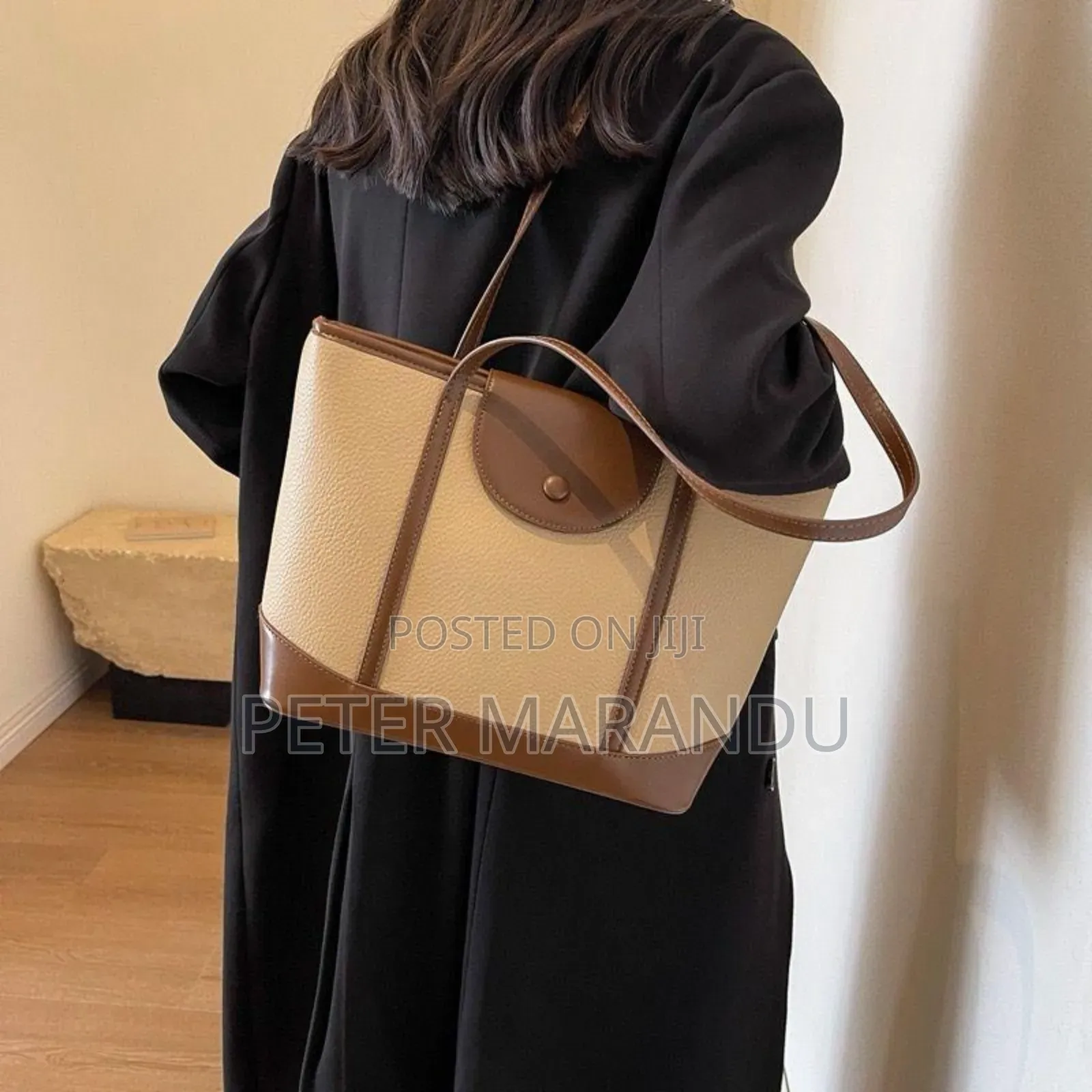 Smart Women's Pochi