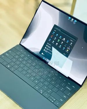 New Laptop Dell XPS 13 16GB Intel Core I7 SSD 128GB