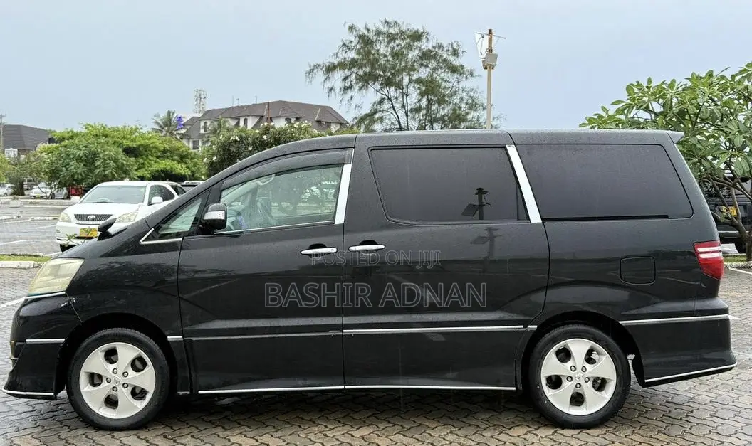 Toyota Alphard 2.4 Petrol FWD 2006 Black