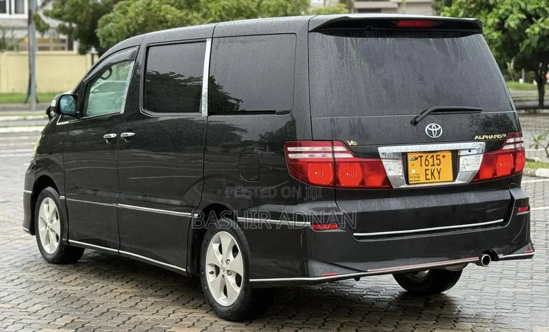 Toyota Alphard 2.4 Petrol FWD 2006 Black