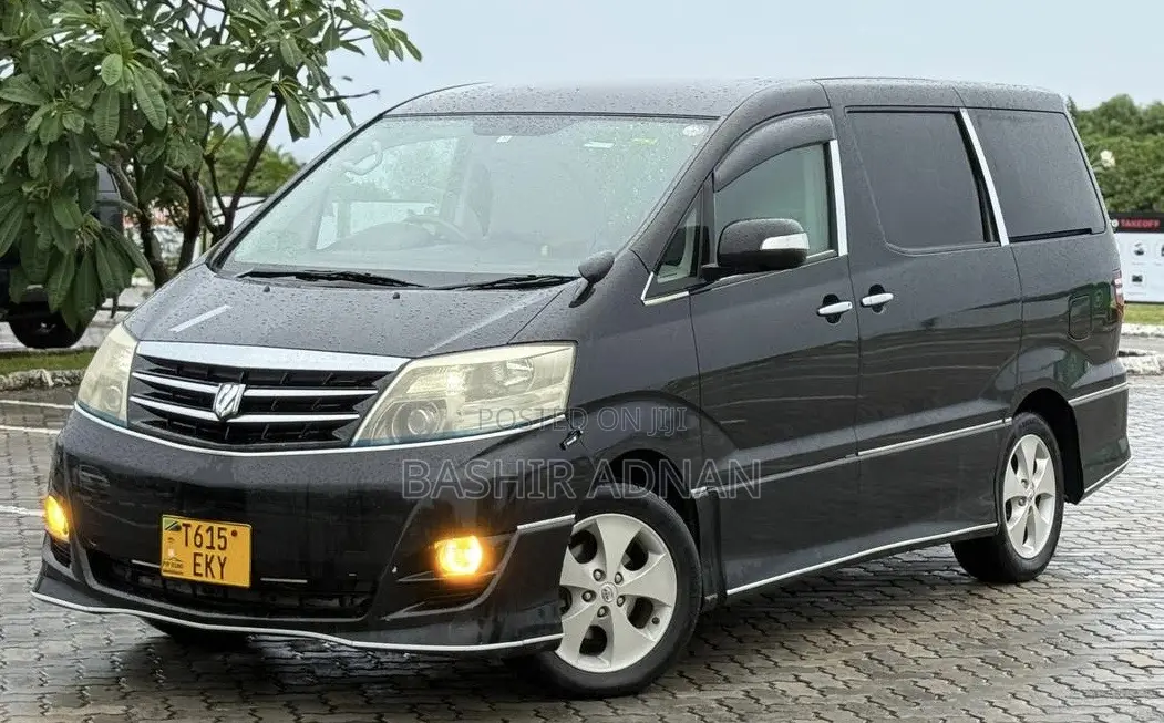 Toyota Alphard 2.4 Petrol FWD 2006 Black