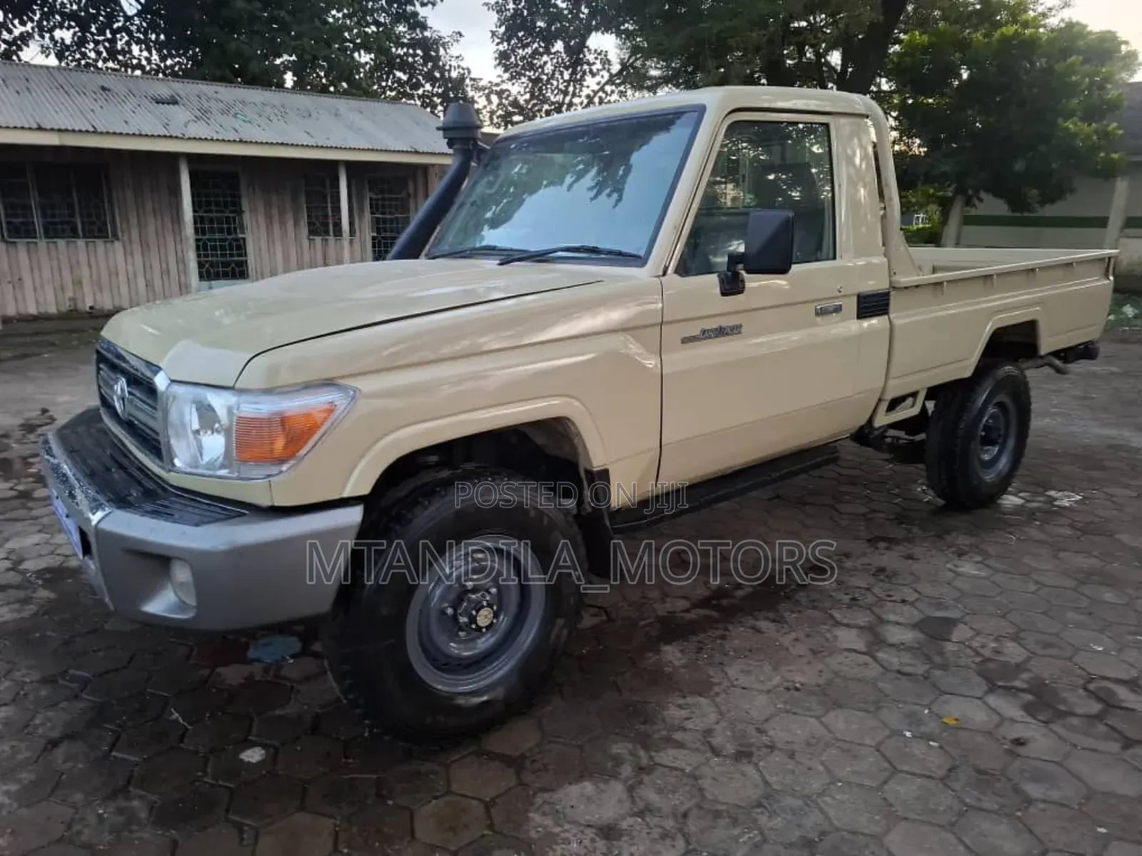 Toyota Land Cruiser 3.0 D 2003 Beige