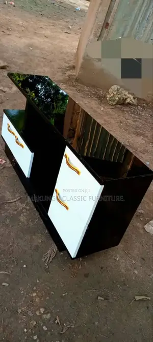 Tv Showcase QND and Stand