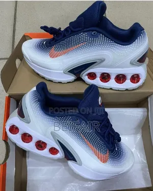 Sneakers | Modern Nike