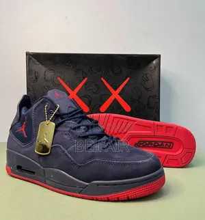 Jordan 4 | Ngozi