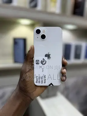 Apple iPhone 13 128 GB White