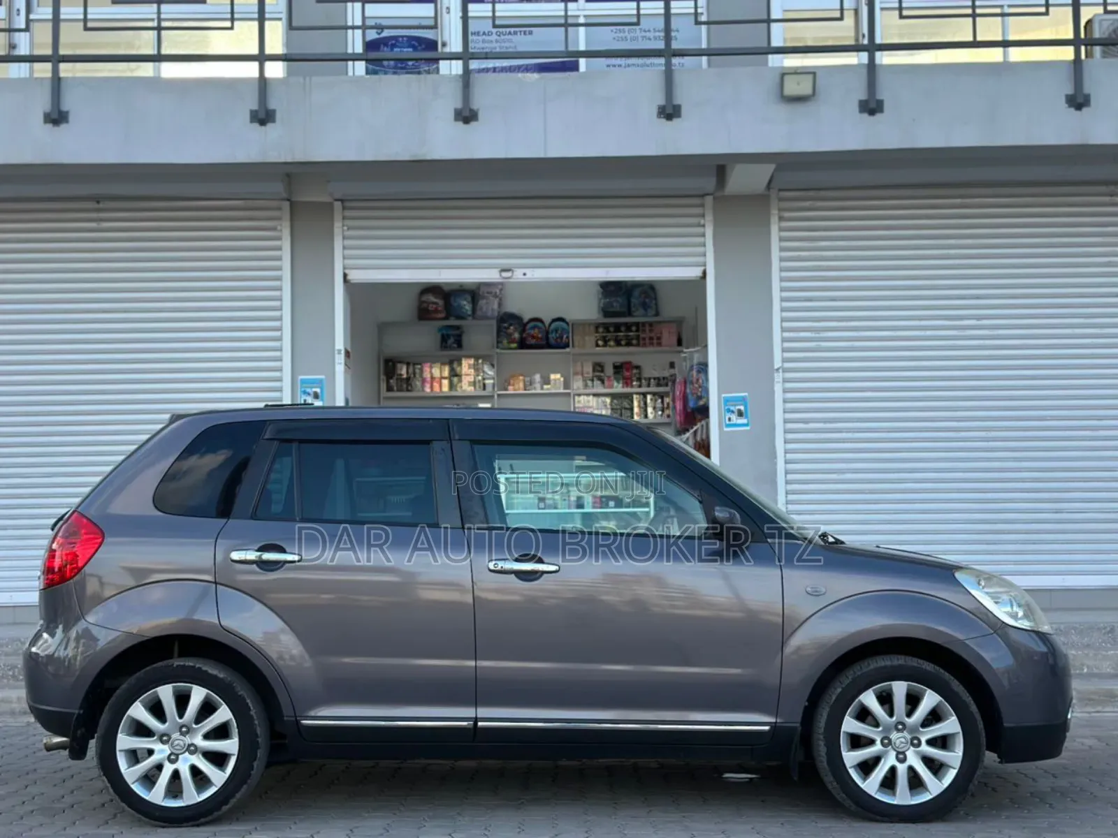 Mazda Verisa 2010 Gray