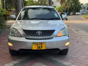 Photo - Toyota Harrier 2005 Silver
