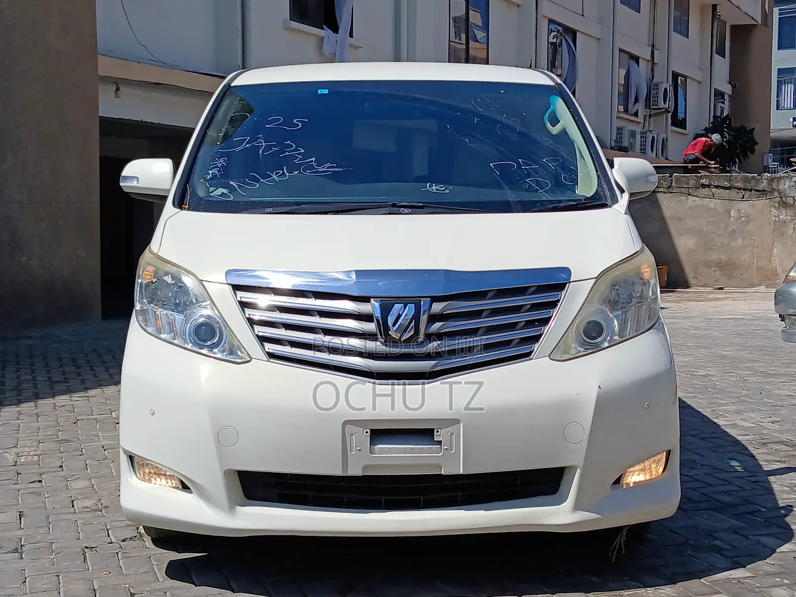 Toyota Alphard 2009 White