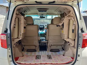 Toyota Alphard 2009 White