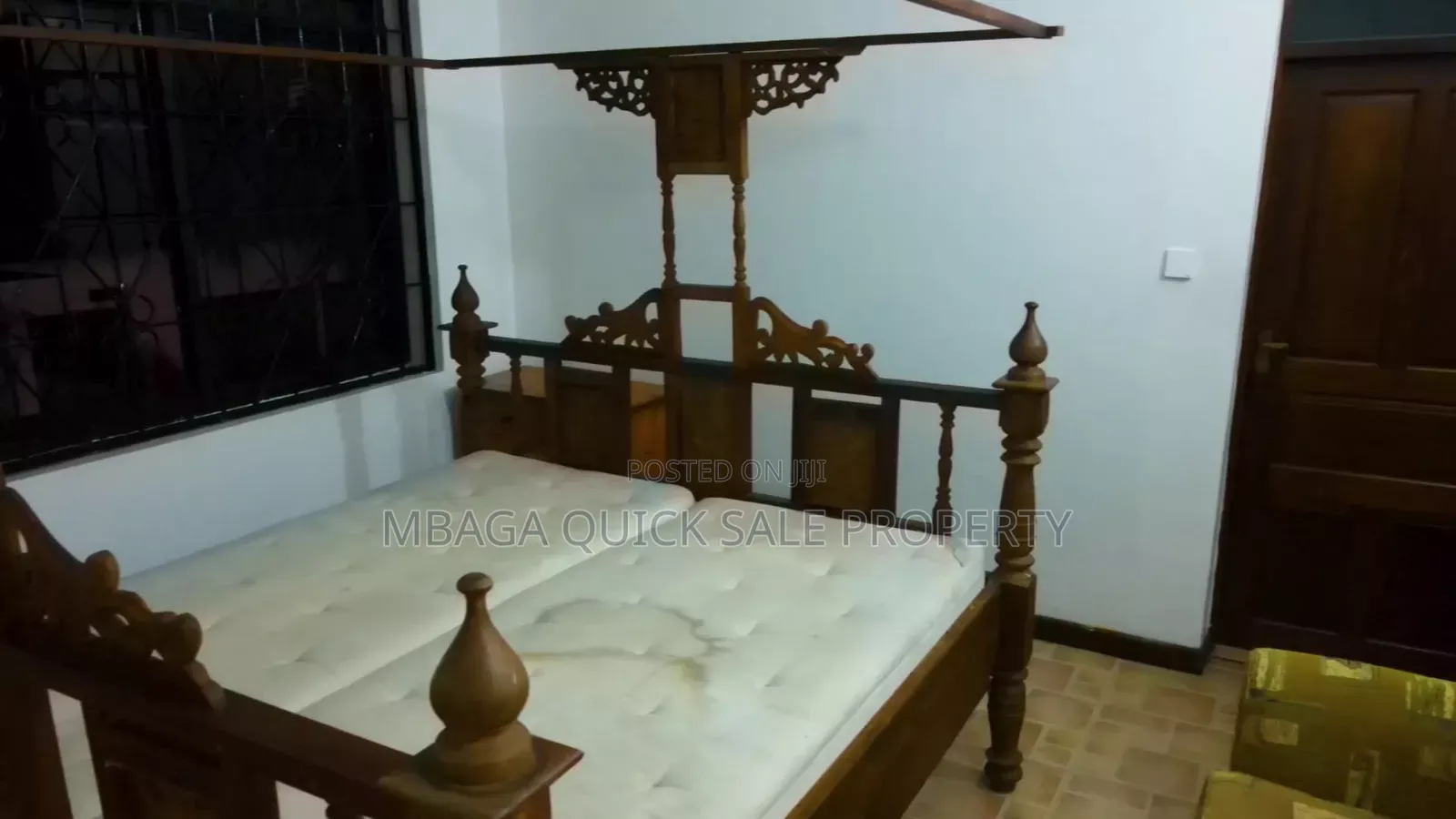 8bdrm House in Mbezi Beach Kidimbwi for sale