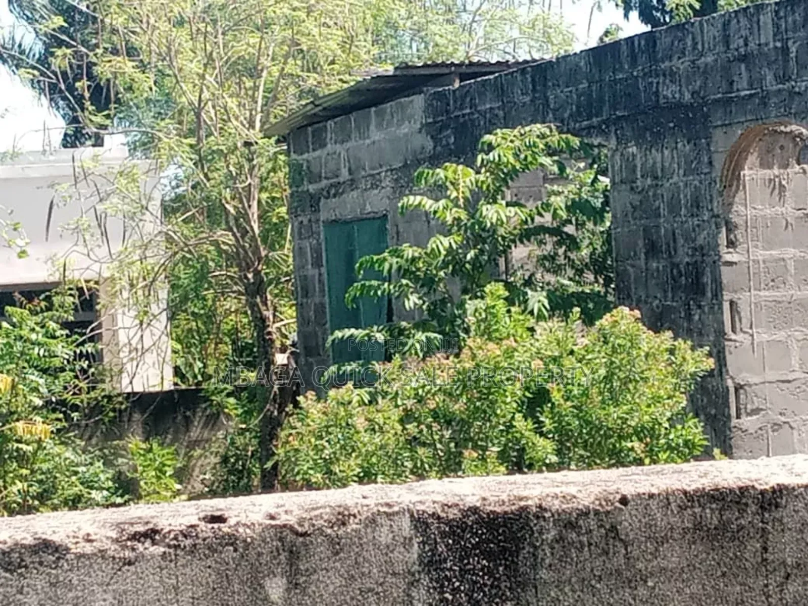 Plot for Sale at Madale
