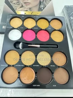 Photo - 4 in 1 Make Up Kit