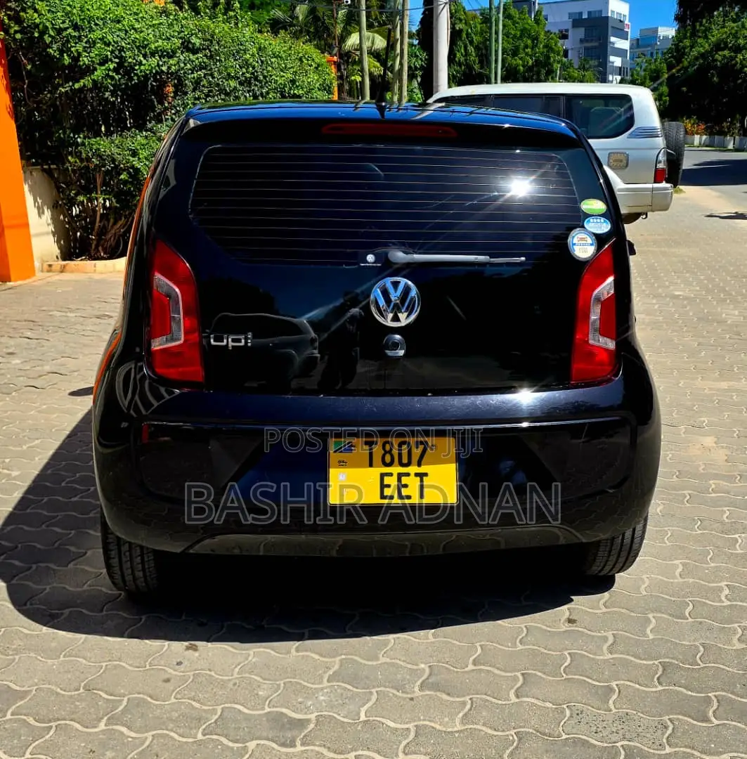 Volkswagen Up 2014 Black