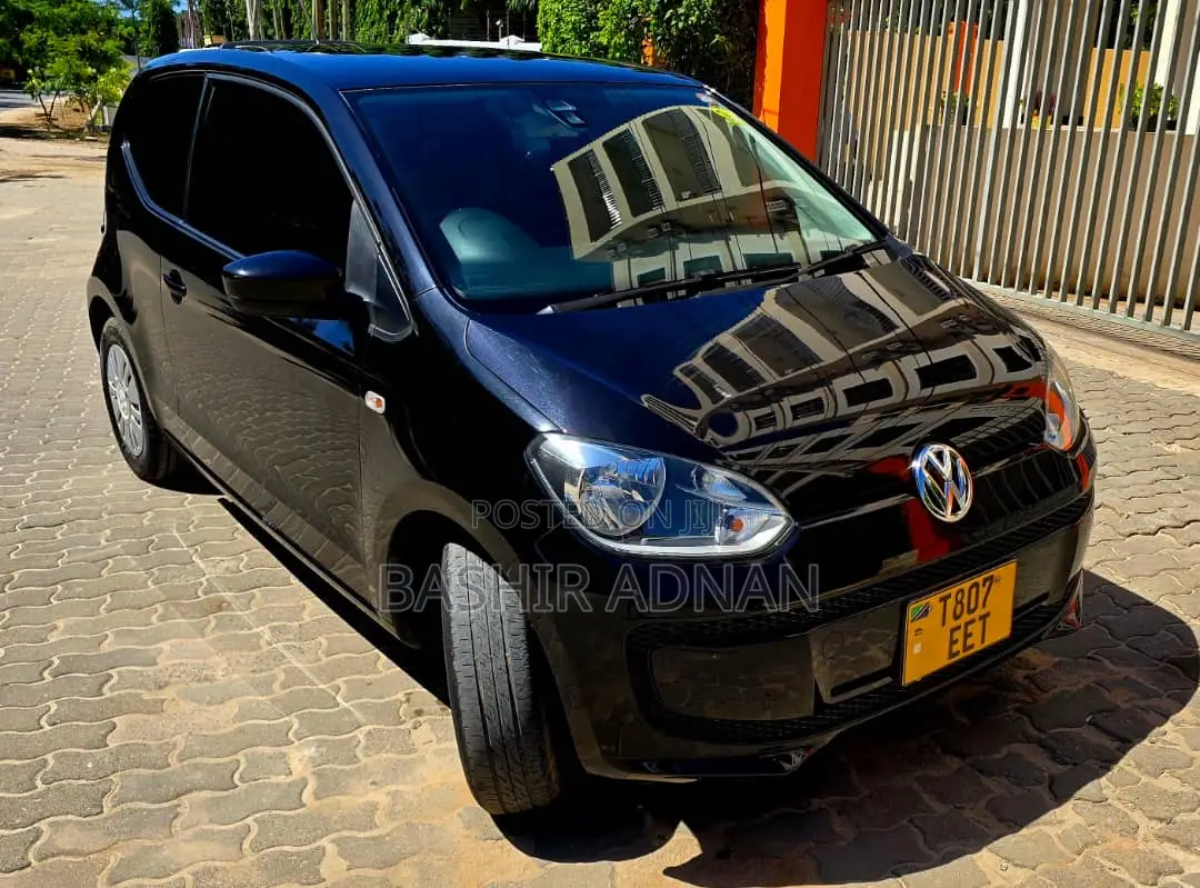 Volkswagen Up 2014 Black