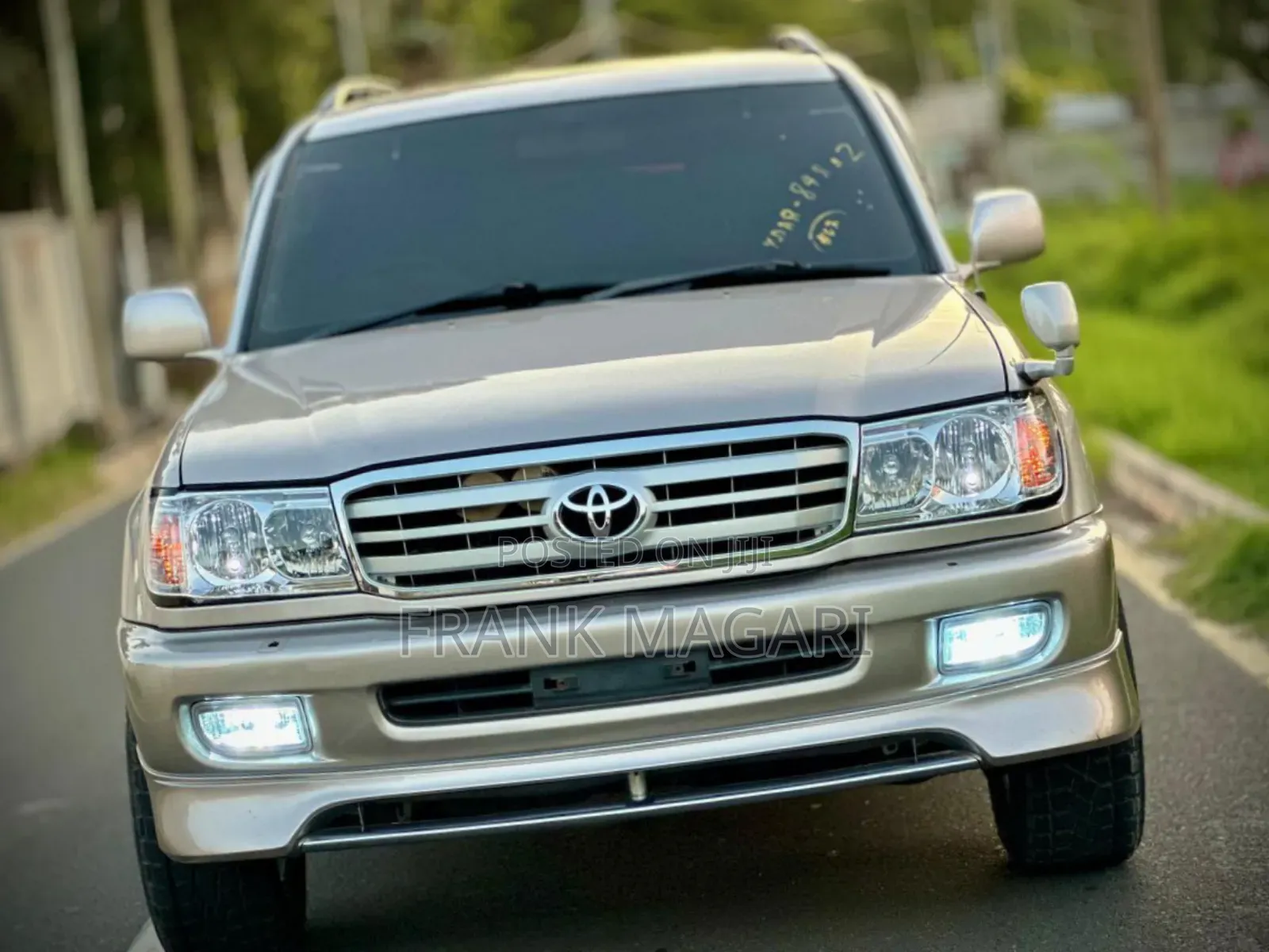 Toyota Land Cruiser 90 Automatic 2000 Silver