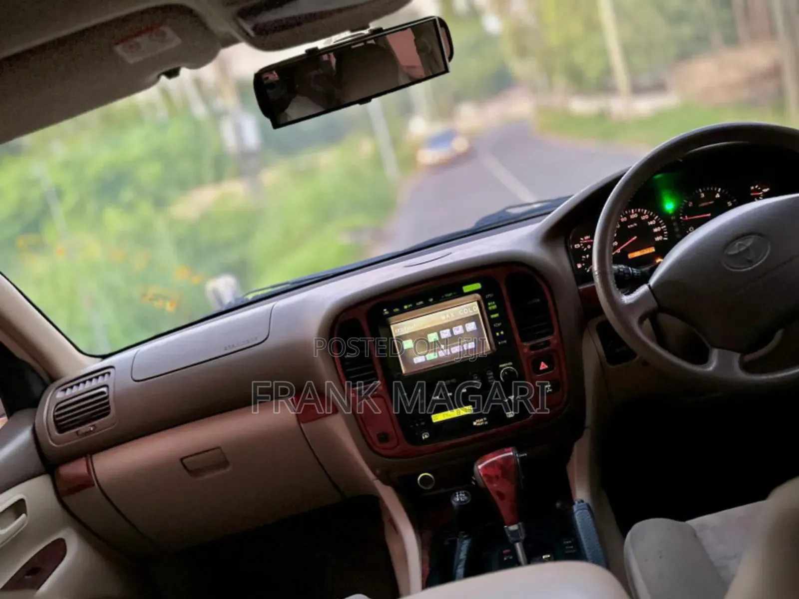 Toyota Land Cruiser 90 Automatic 2000 Silver