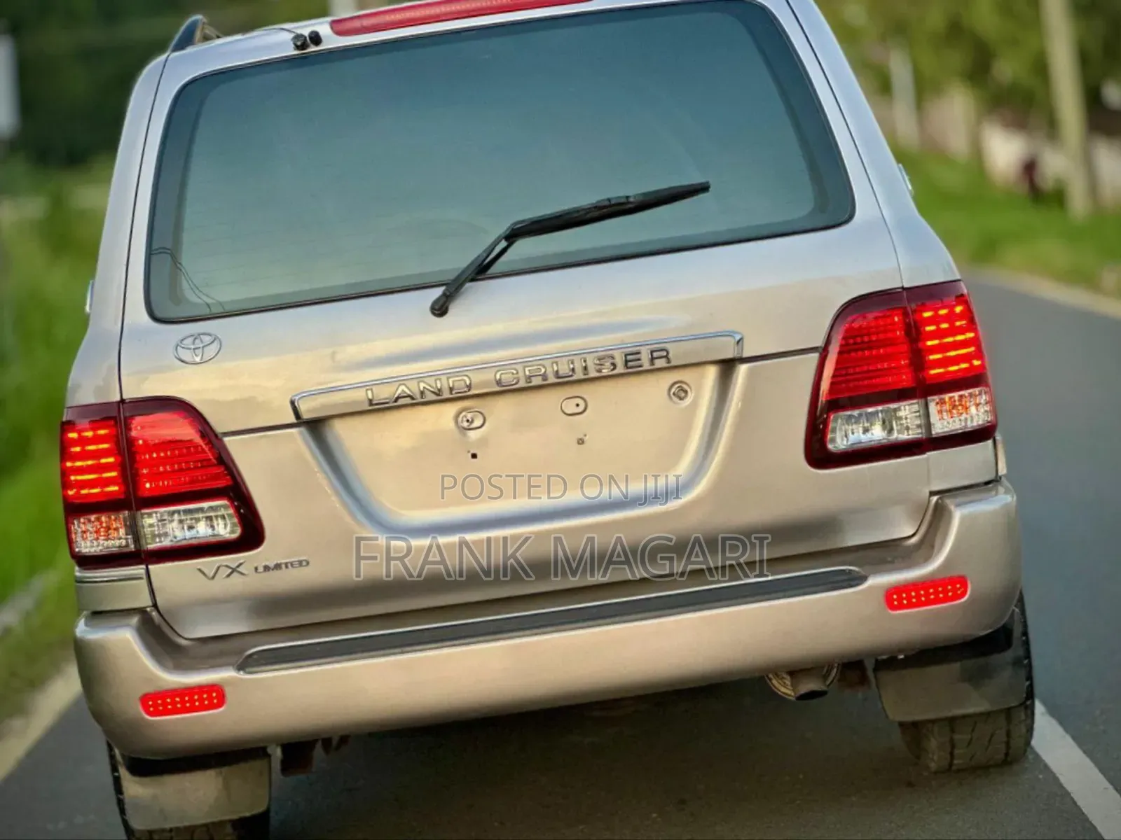 Toyota Land Cruiser 90 Automatic 2000 Silver