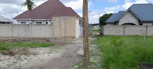 Kiwanja Kinauzwa Kigamboni