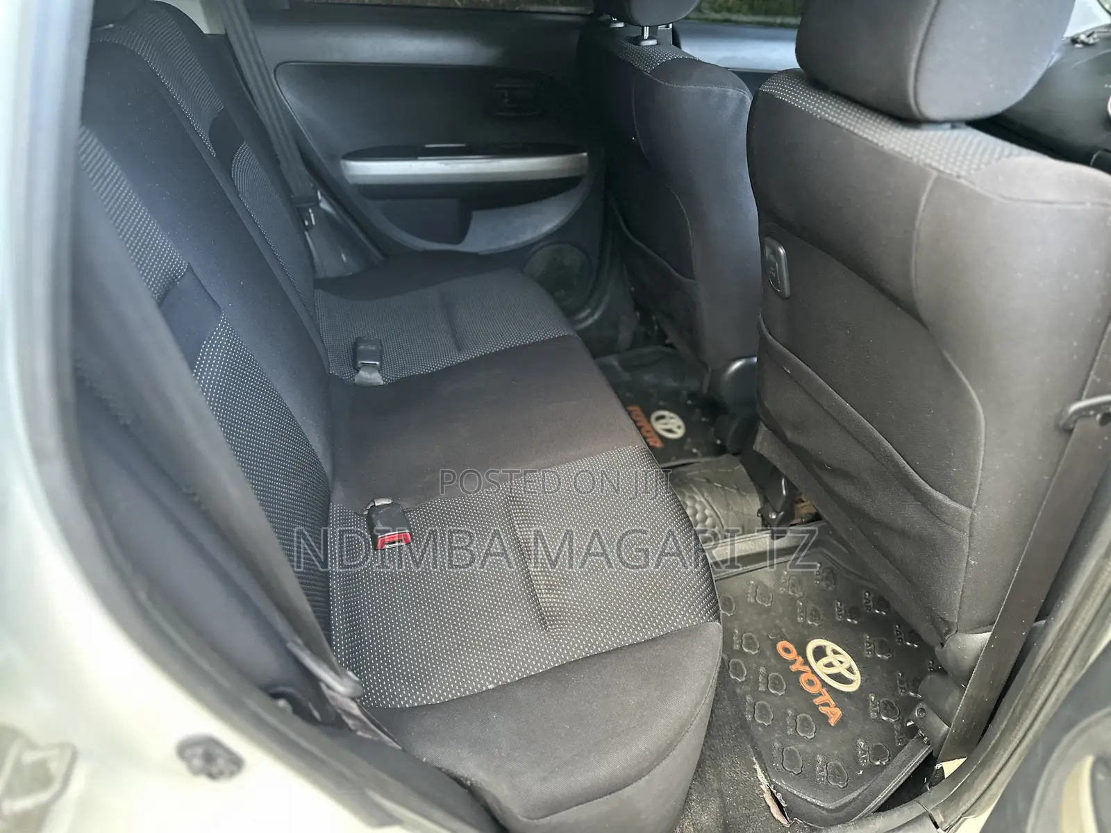 Toyota IST 2004 Pearl