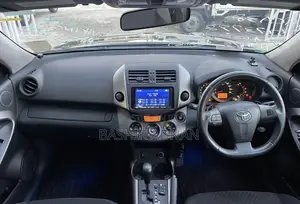 Toyota Vanguard 2011 Black