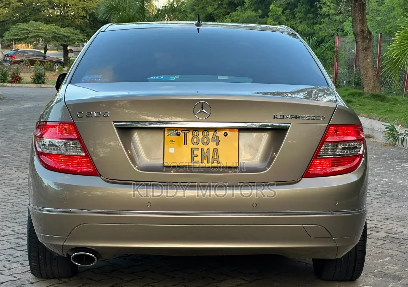 Mercedes-Benz C-Class 2008 Gold