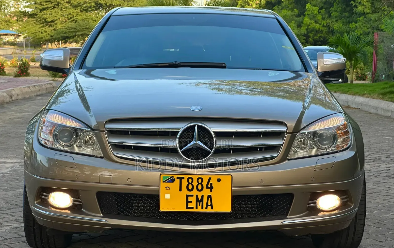 Mercedes-Benz C-Class 2008 Gold