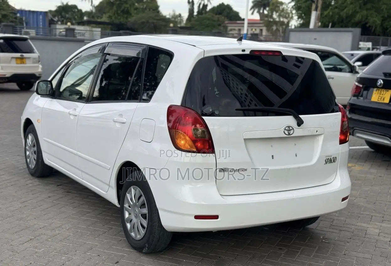 Toyota Corolla Spacio 2003 White