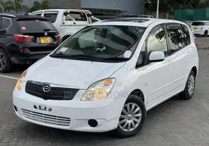 Toyota Corolla Spacio 2003 White