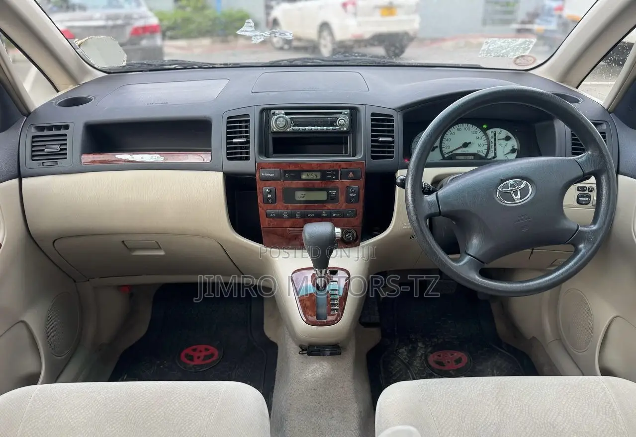 Toyota Corolla Spacio 2003 White