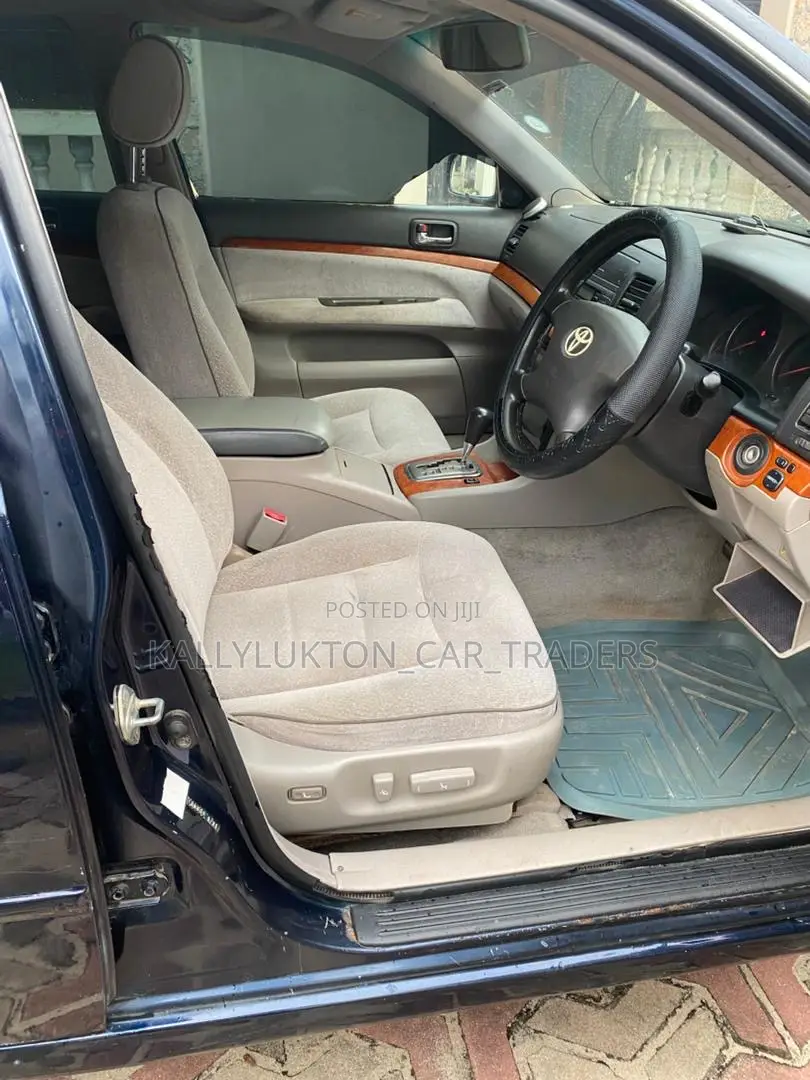 Toyota Mark II 2003 Blue