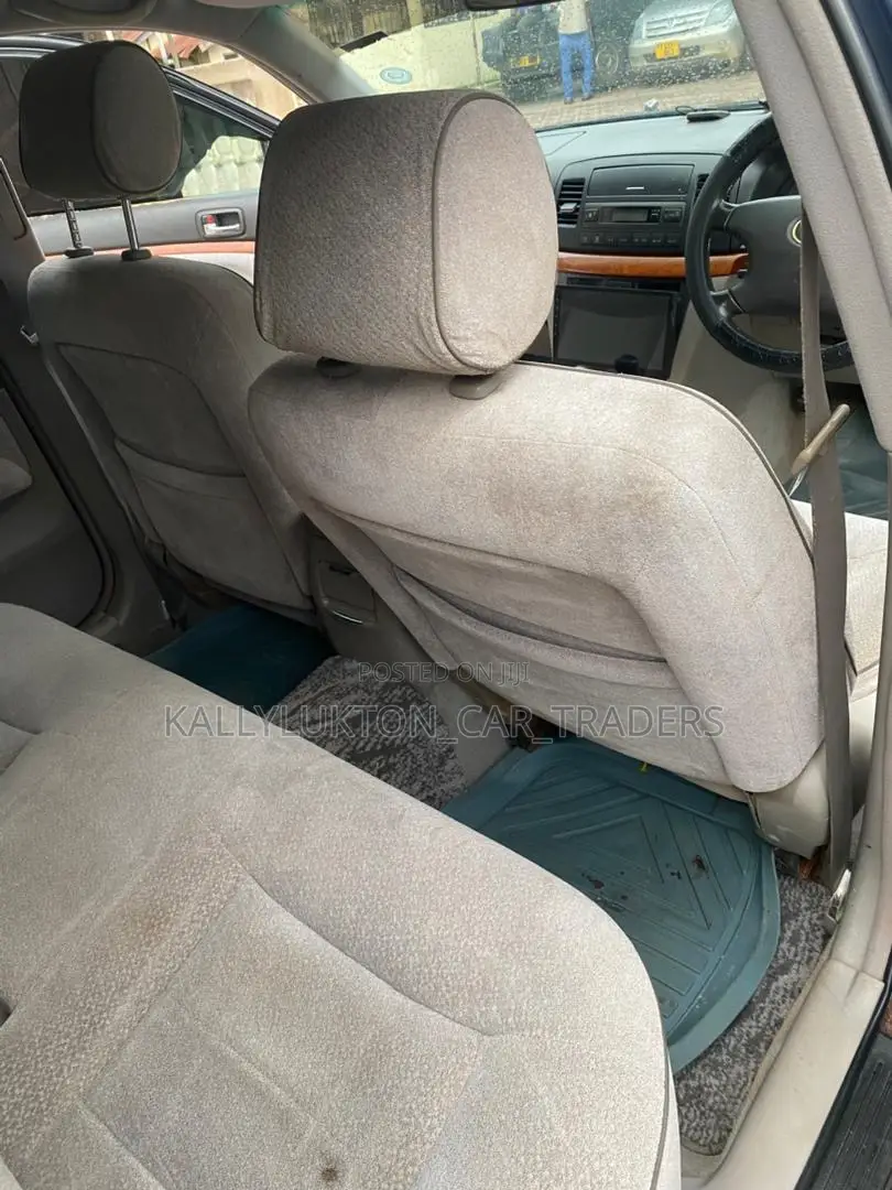 Toyota Mark II 2003 Blue