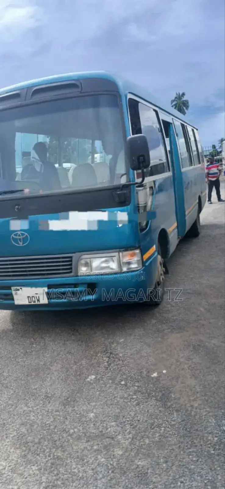 Toyota Coaster 1998 Blue
